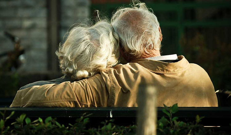 Vârsta nu contează – Oamenii au nevoie de iubire